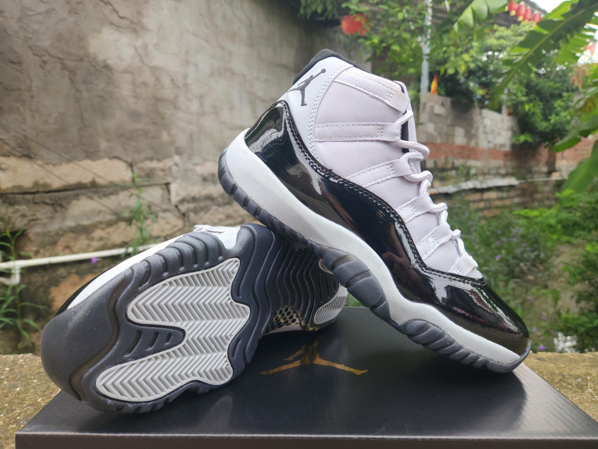 Air Jordan 11 Grey Black Sneakers
