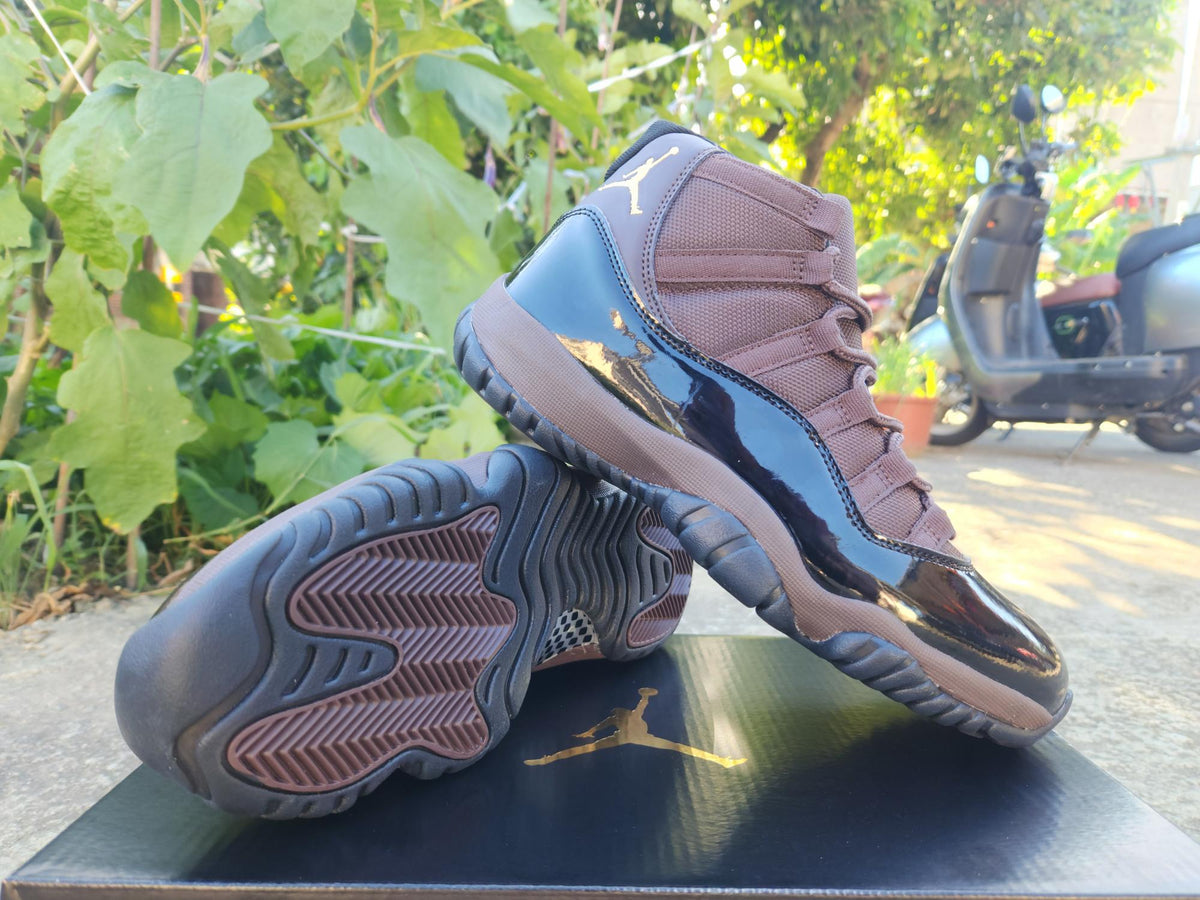 Air Jordan 11 New Black Brown Sneakers