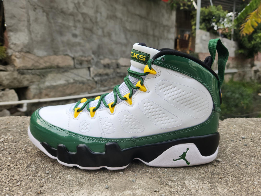 Air Jordan 9 White Green Sneakers