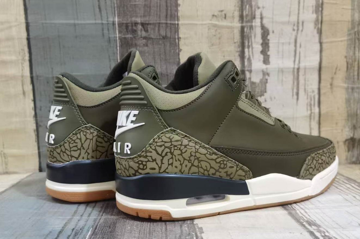 Air Jordan 3 Retro Medium Olive Sneakers | DN3707-202