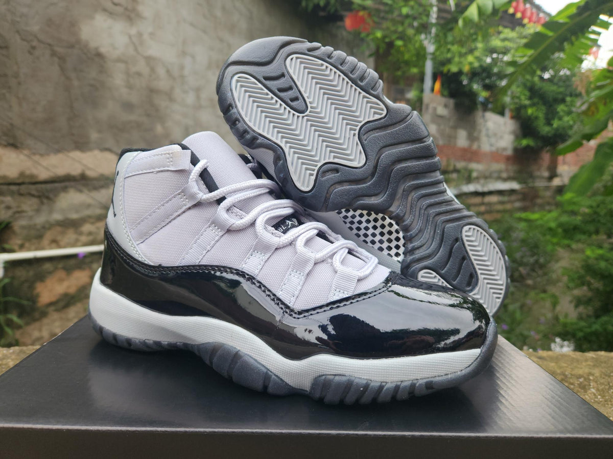 Air Jordan 11 Grey Black Sneakers