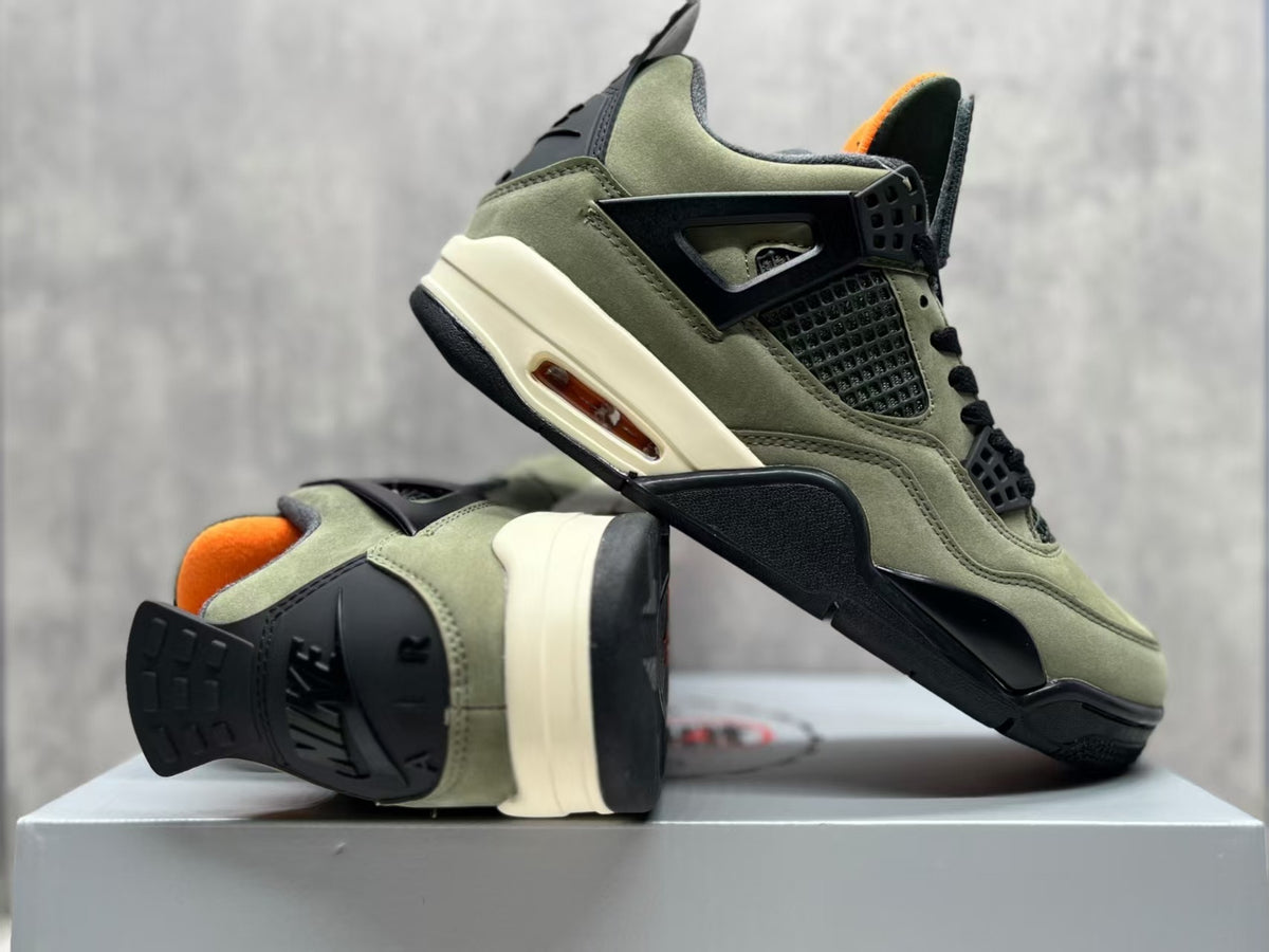 Air Jordan 4 Retro Silk Green Sneakers