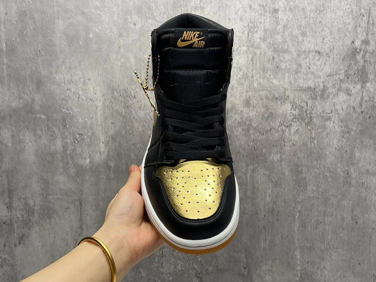 Air Jordan 1 Black Gold Sneakers – Super A
