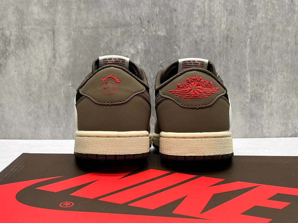 Travis Scott x Air Jordan 1 Low OG SP Reverse Swoosh Sneakers